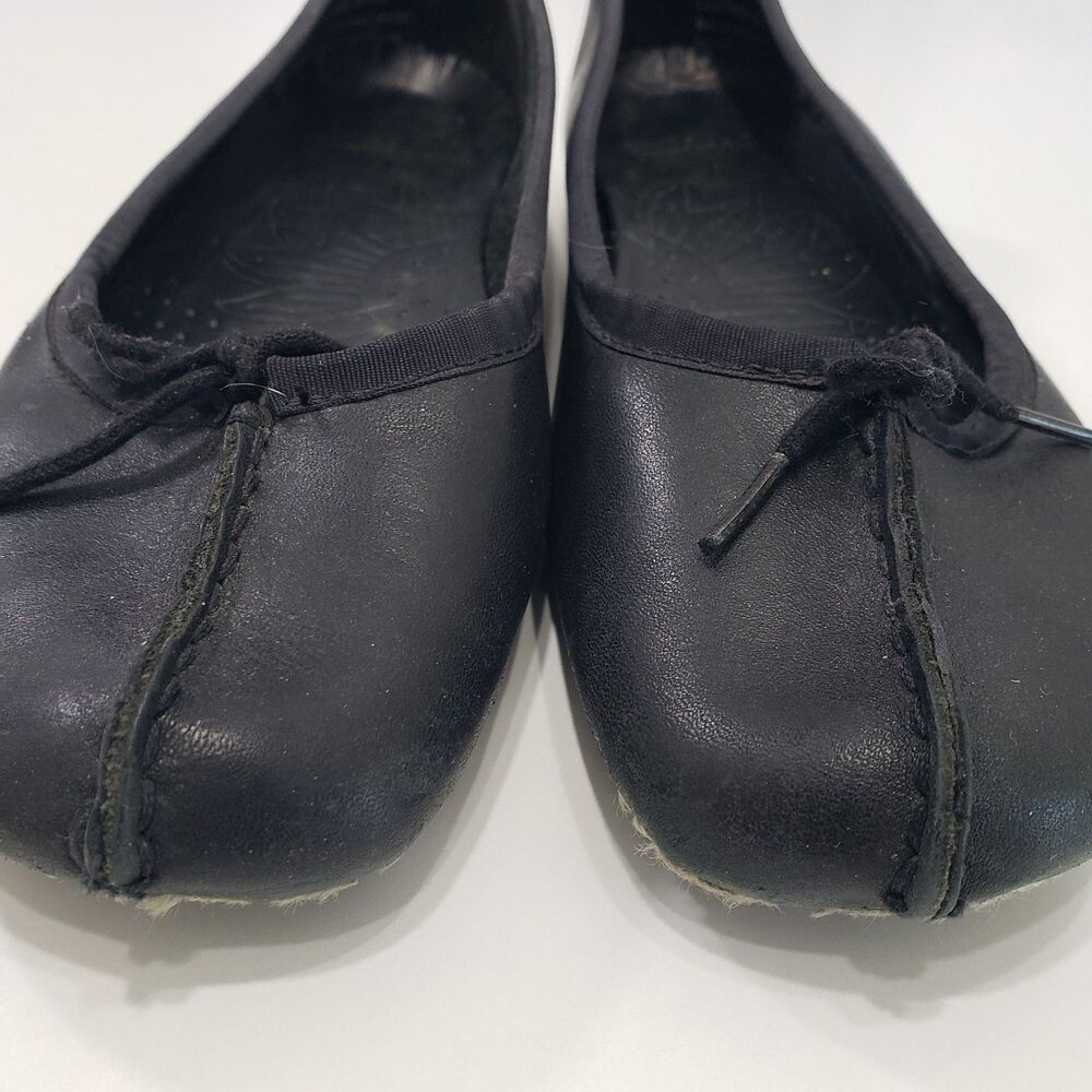 Clarks Women's Black Leather Ballet Flats, Size 7 B - Picture 7 of 9
